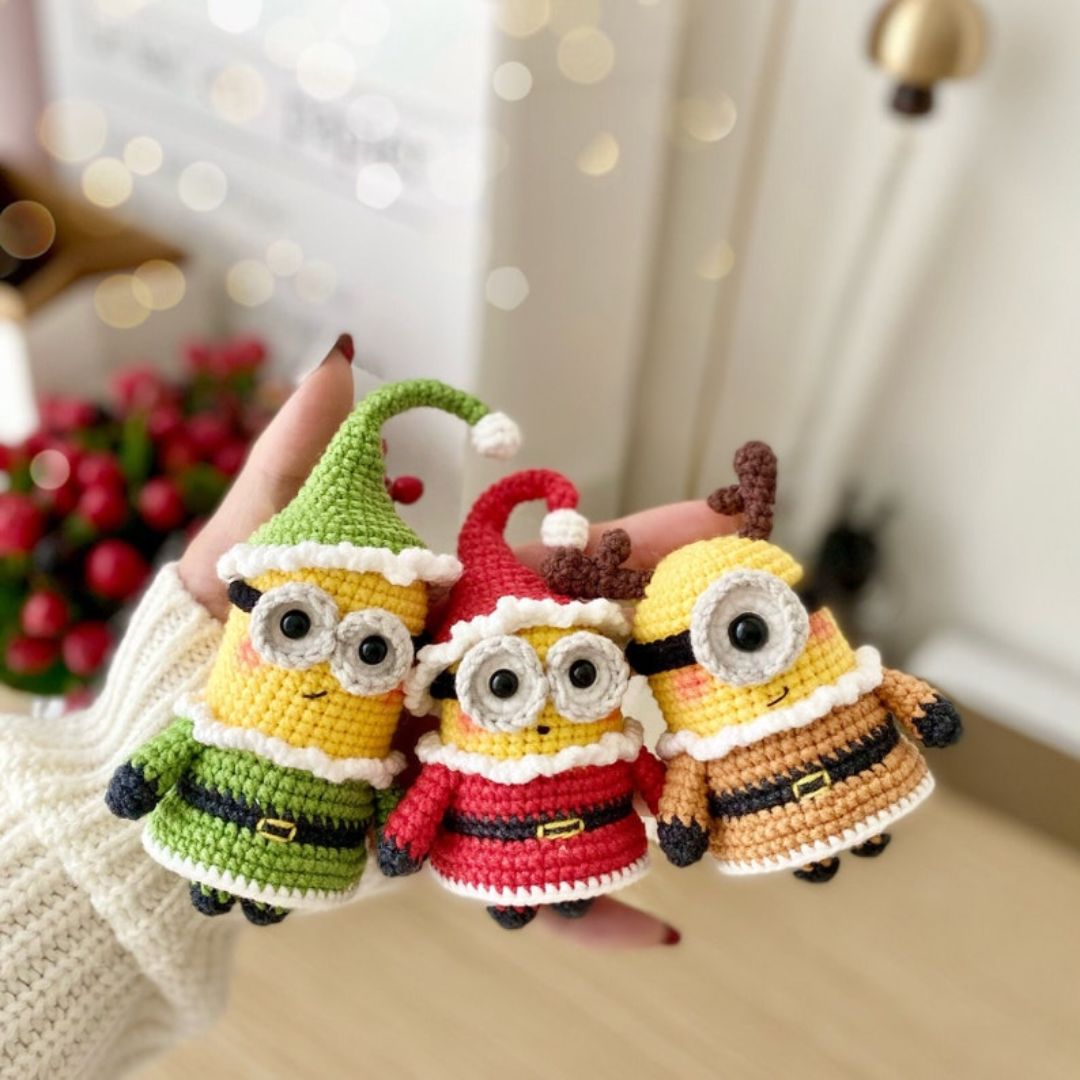 Christmas yellow buddies crochet pattern - Cielcraft