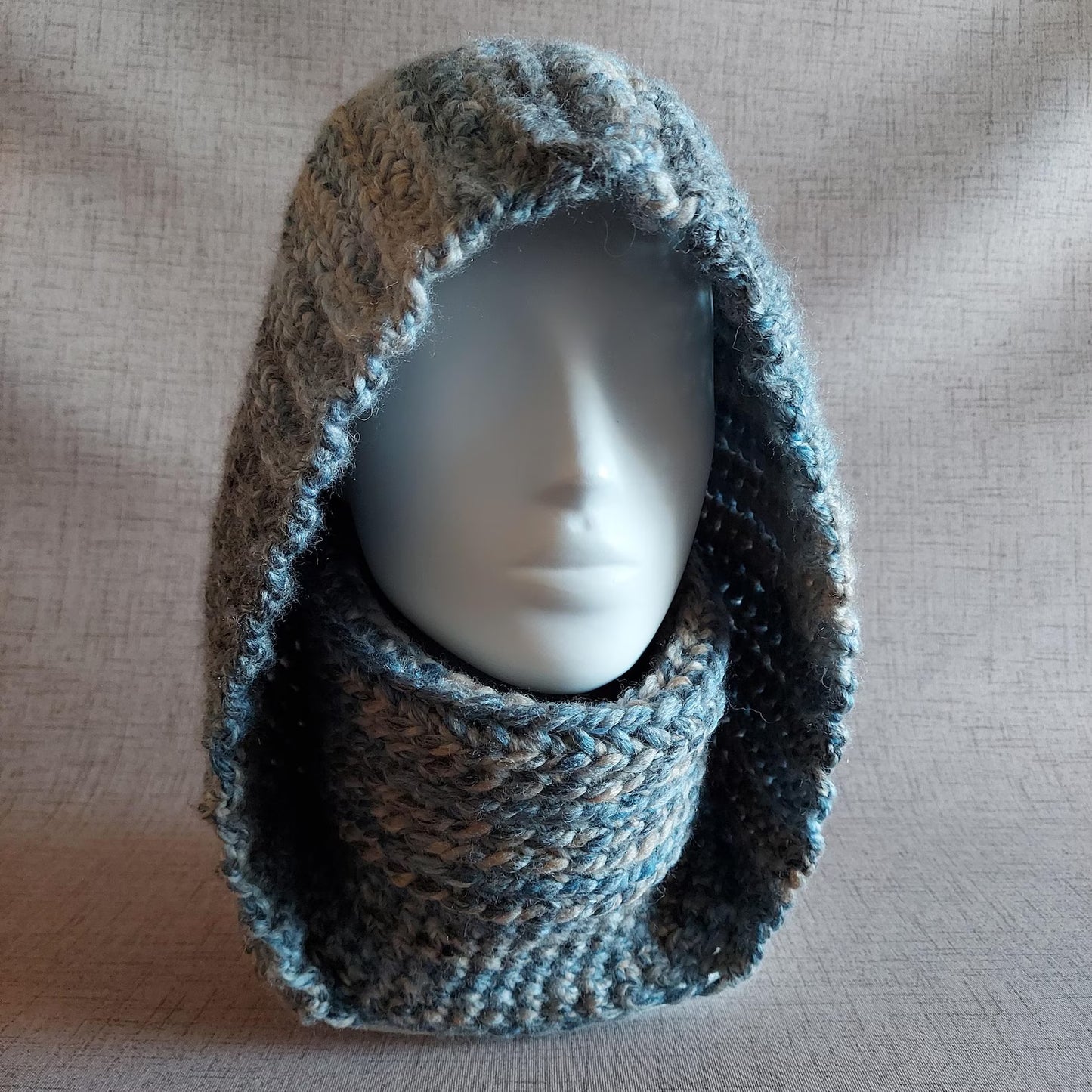 ❄️ Cozy Hooded Balaclava Crochet Pattern – Chunky Turtle Neck Ski Hood (PDF)
