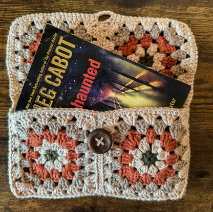 Granny Square Pouch Crochet Pattern - Cielcraft