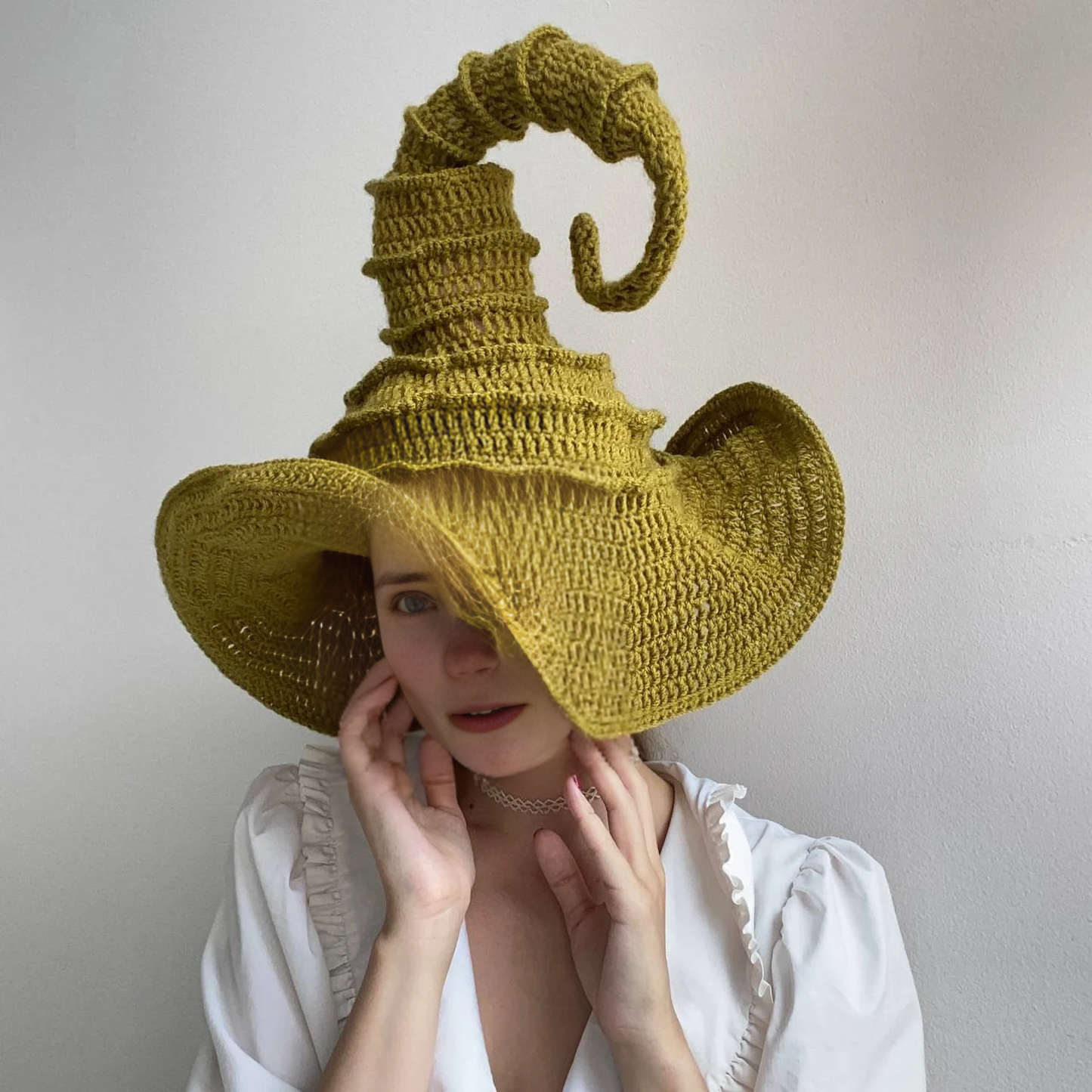 🧙 Crochet Wizard Hat Pattern – Magical Halloween DIY 🎃