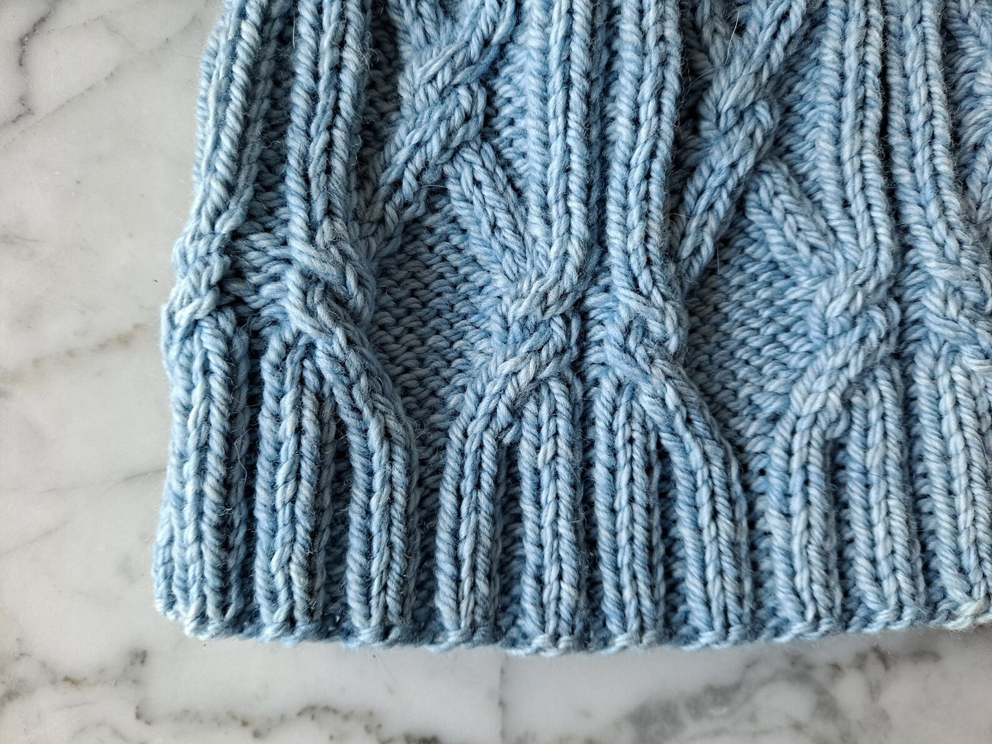 🧶 Moher Cable Knit Hat Pattern – Seamless, Unisex & Cozy (PDF Download) - Cielcraft