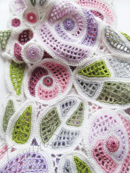 🌹 Mackintosh Roses Crochet Shawl Pattern (PDF) ✨