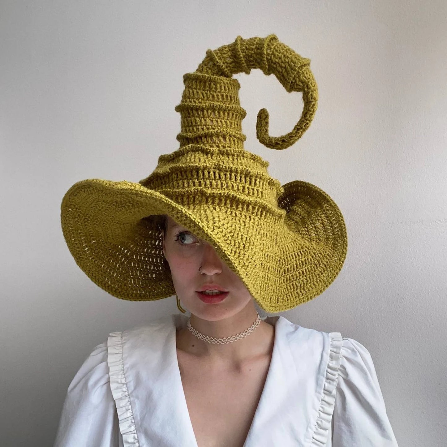🧙 Crochet Wizard Hat Pattern – Magical Halloween DIY 🎃