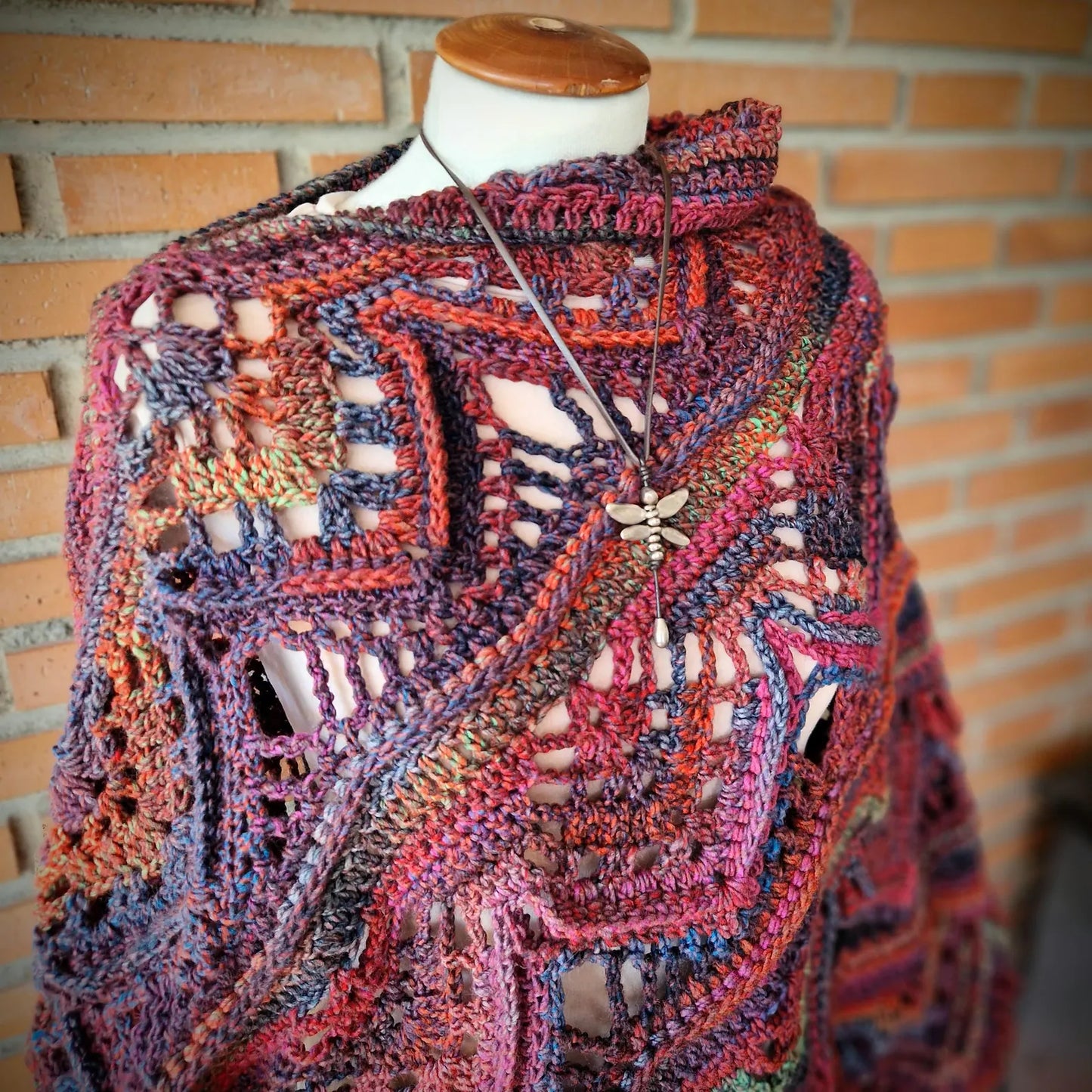 🌿 Rooibos Lace Poncho Crochet Pattern – Cozy, Stylish & Unique! 🧶