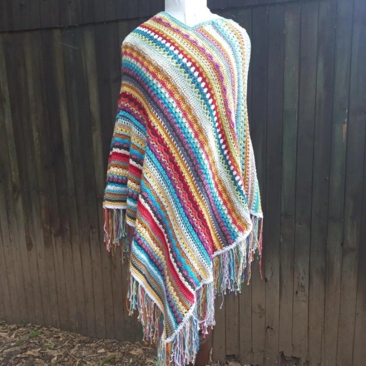 🌈 Shabby Chic Crochet Poncho Pattern – Boho Striped Style (PDF) - Cielcraft
