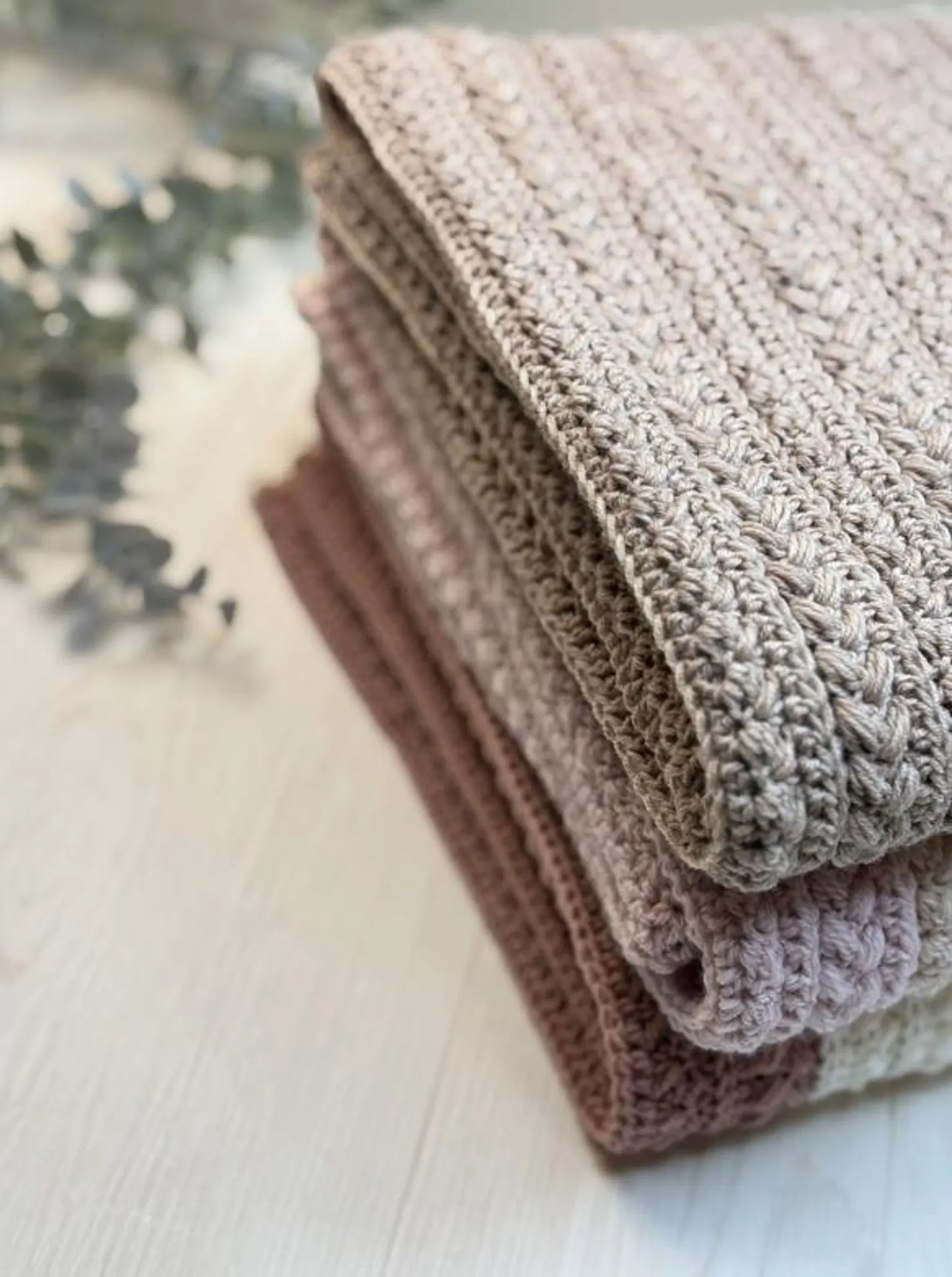🤍 Little Lamb Baby Blanket – Crochet Pattern (PDF)