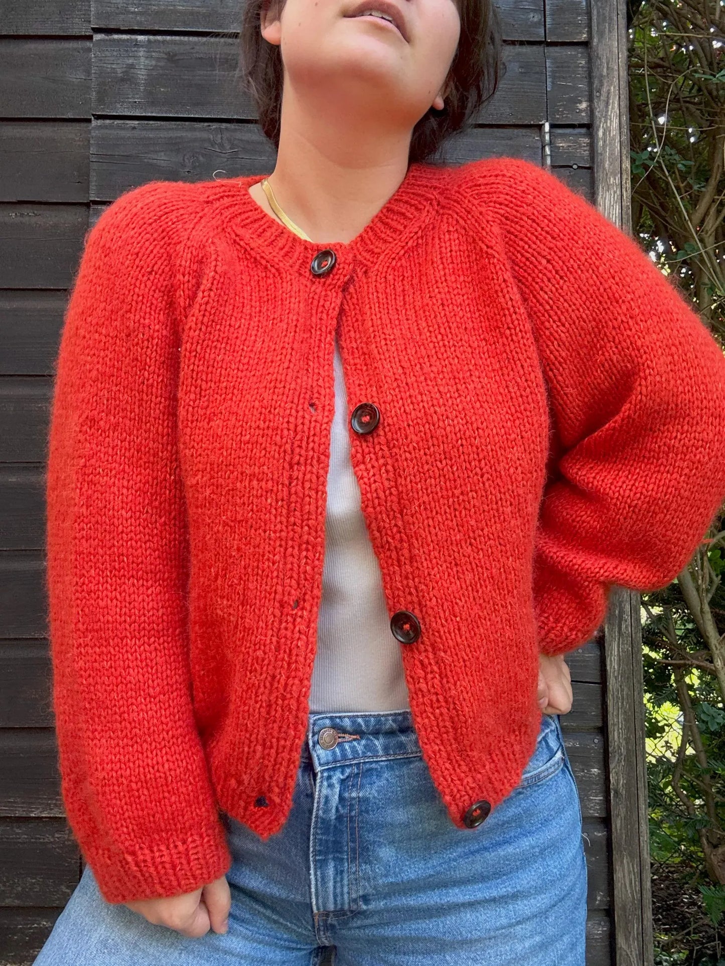 🧶 Beginner Knit Cardigan Pattern – Oversized Raglan Sweater