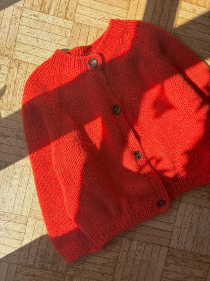 🧶 Beginner Knit Cardigan Pattern – Oversized Raglan Sweater