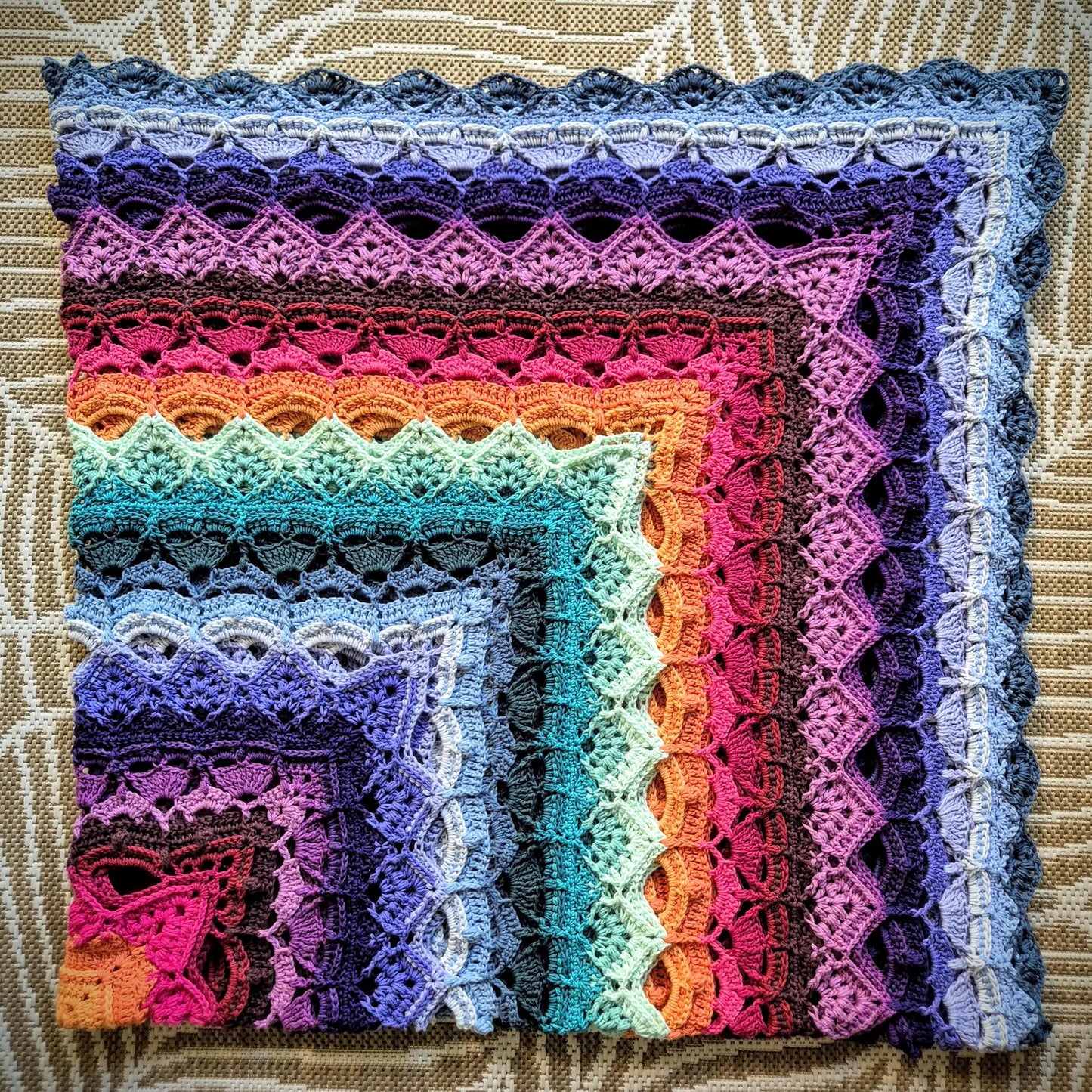 ✨ SilverNeedleTea Blanket – Textured 3D Crochet Pattern 🧶