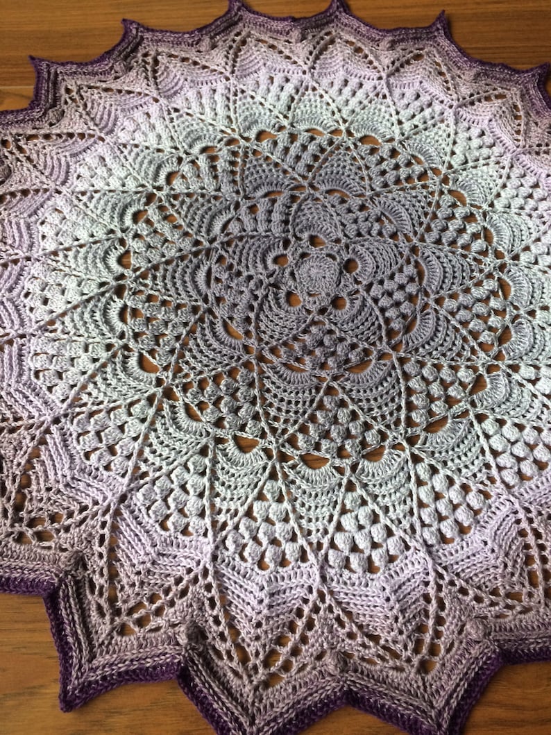 🌸 Lotus Blossom Mandala Crochet Pattern – Elegant & Timeless 🧶✨ - Cielcraft