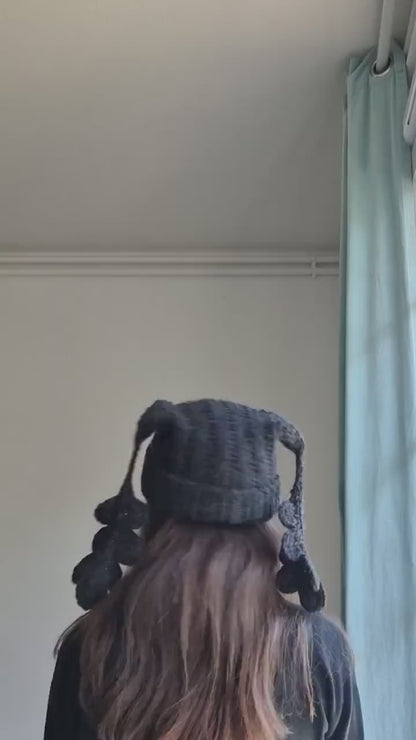 🍃 Leafy Hat Crochet Pattern – Chunky Yarn & 4 Leaf Designs (PDF)